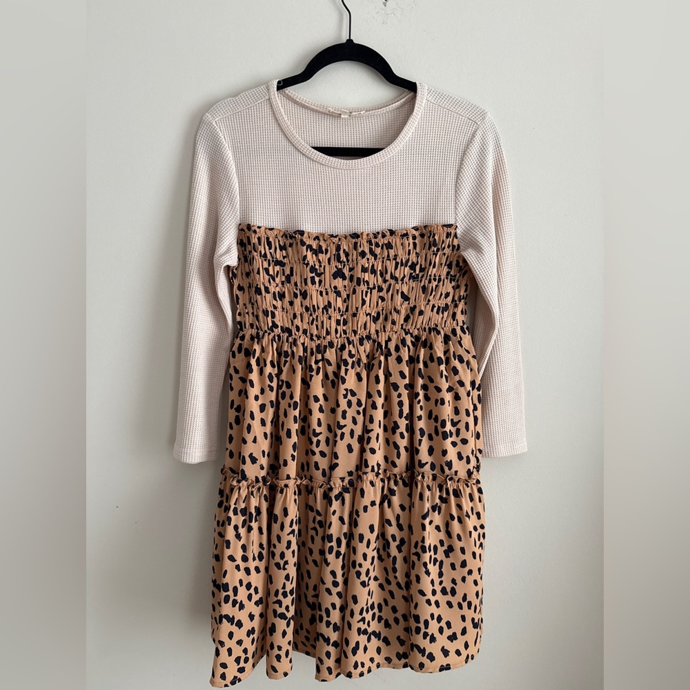 Long sleeve thermal cheetah print dresss - size small